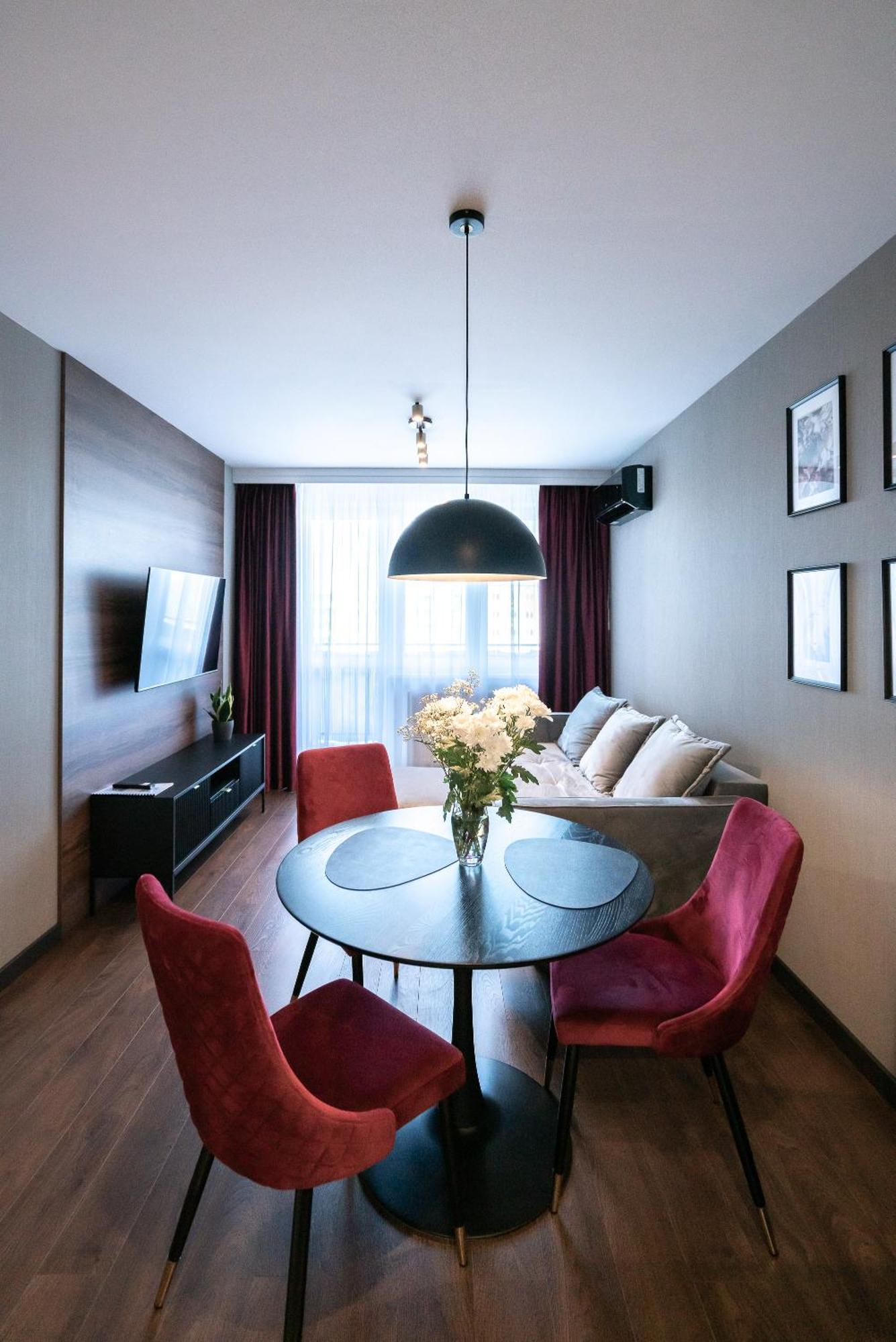 Noche Apartamenty Premium เบียวา พอดลาสกา ภายนอก รูปภาพ